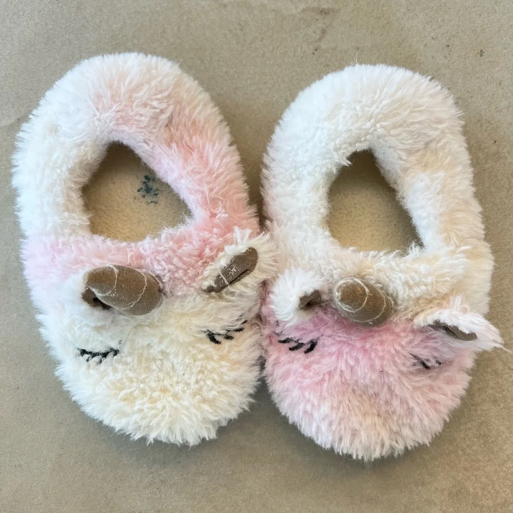 Unicorn Plush Slippers‎ with No- slip Rubber Sole in Pink and Cream, 7-8